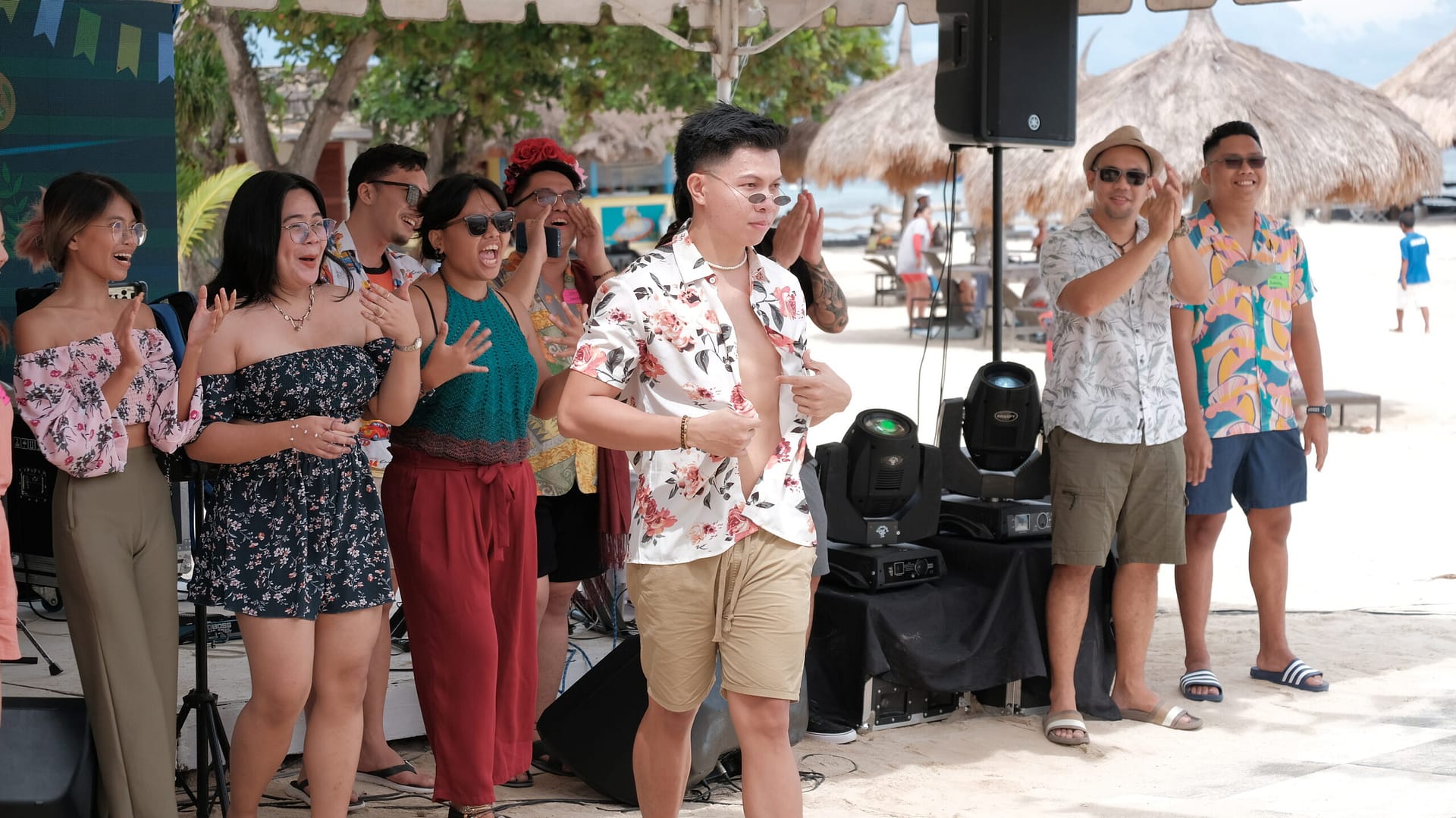 Full Scale Fashion Show